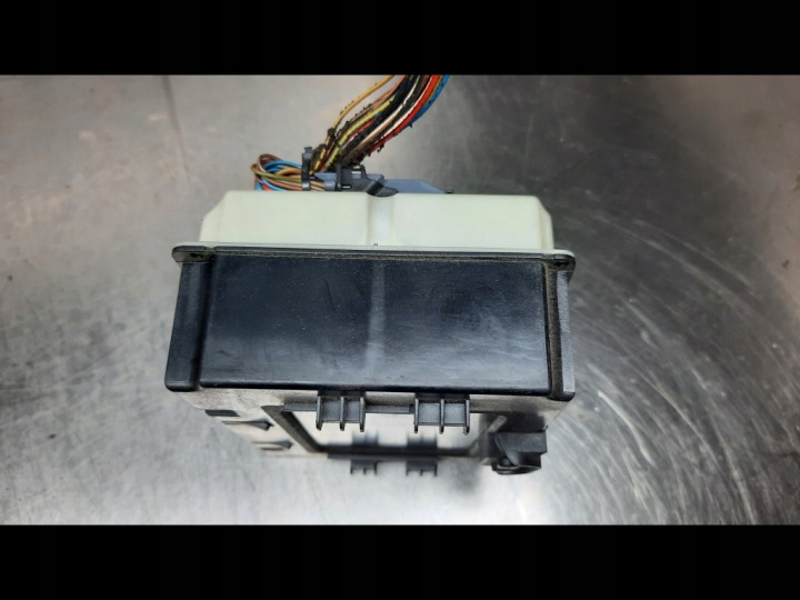 MONITEUR OPEL ZAFIRA A 1.8B 99R 090589754