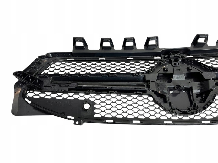 GRILLE CALANDRE AVANT MERCEDES W118 C118 CLA 35 AMG A1188881600