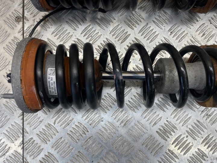 BMW M5 F10 AMORTISSEUR GAUCHE ARRIÈRE MACPHERSON 2284047