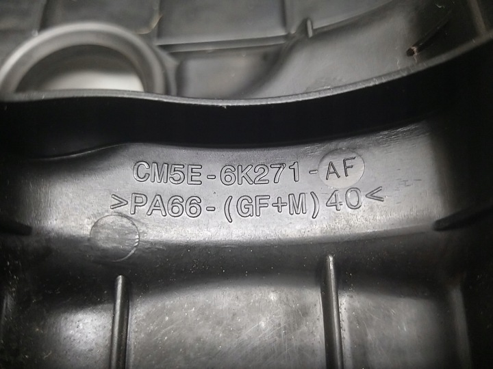 COUVERCLE DE SOUPAPES FORD 2.0B 16V CS170AB FOCUS III FUSION CM5E-6K271-AF