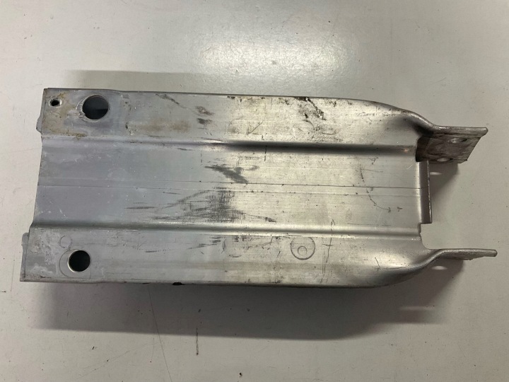 ZONES DE DÉFORMATION MERCEDES E-KLASA W212 DROITE I GAUCHE A2126200995 A2126200895