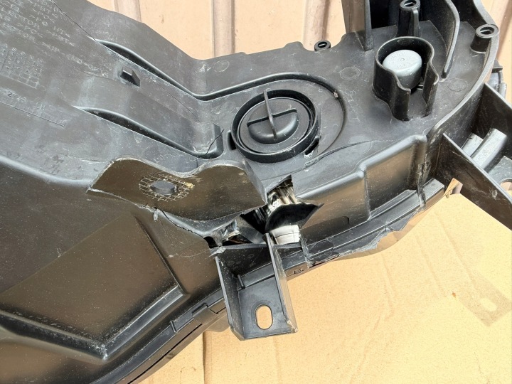 PHARE GAUCHE AVANT AVANT FIAT TIPO II 2 2015- 52113800
