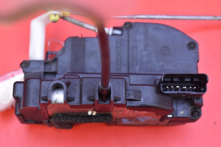 SERRURE DE PORTE GAUCHE AVANT AVANT EUROPE NISSAN QASHQAI 1 I J10 LIFT 10-14
