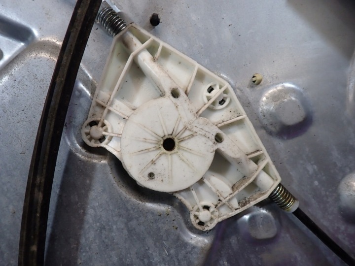 SKODA FABIA I UNIVERSEL 99-04 ÉLÉVATEUR VITRES AVANT DROIT 6Y1837462