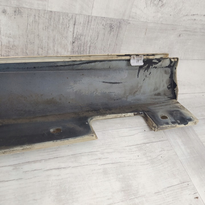 MERCEDES W212 MOULURE SEUIL REVÊTEMENT DROITE A2126900240