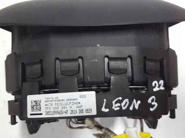 SEAT LEON III 3 5F 12-16R COUSSIN AIRBAG CONDUCTEUR 5F0880201H