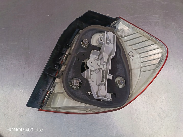 BMW 1 E87 E81 PHARE ARRIÈRE GAUCHE LIFT LED 7181297 7164963