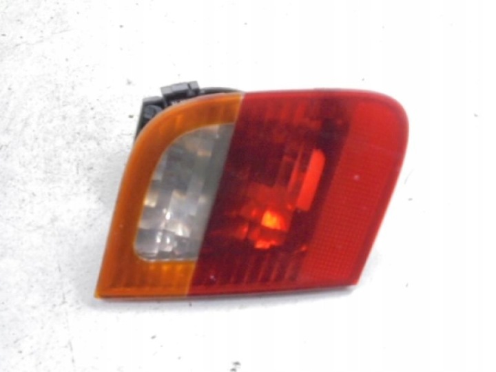 BMW 3 E46 PHARE ARRIÈRE GAUCHE AVEC COUVERCLES DE COFFRE BERLINE LIFT