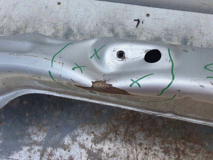 MERCEDES-BENZ SPRINTER W906 906 POUTRE RENFORCEMENT PARE-CHOCS AVANT