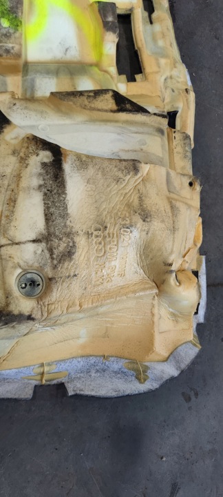 TAPIS REVÊTEMENT AUDI A6 C6 BERLINE AVANT 4F1863021
