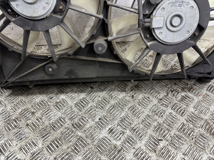 LEXUS CT 200H 2012 VENTILATEUR RADIATEUR 1002222680