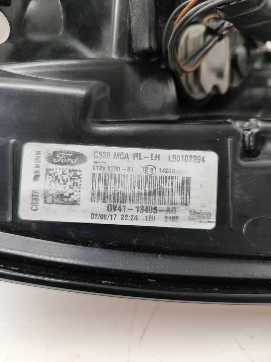FORD KUGA II 2017 GAUCHE CÔTÉ PHARE ARRIÈRE