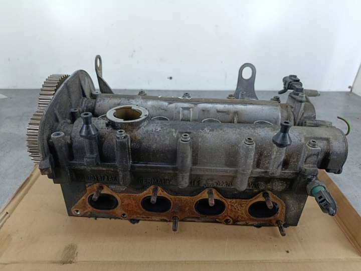 CULASSE MOTEUR VW GOLF IV MK4 POLO 9N IBIZA 1.4
