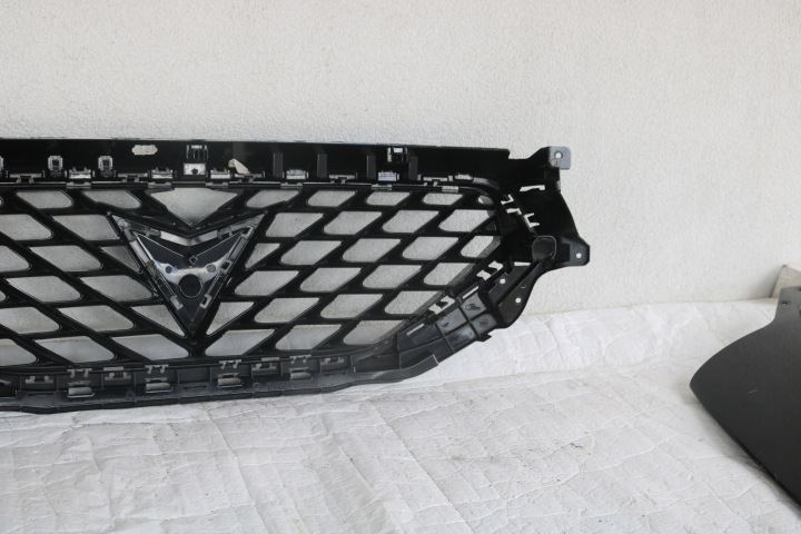 CUPRA FORMENTOR GRILLE CALANDRE PARE-CHOCS 5FF853651C