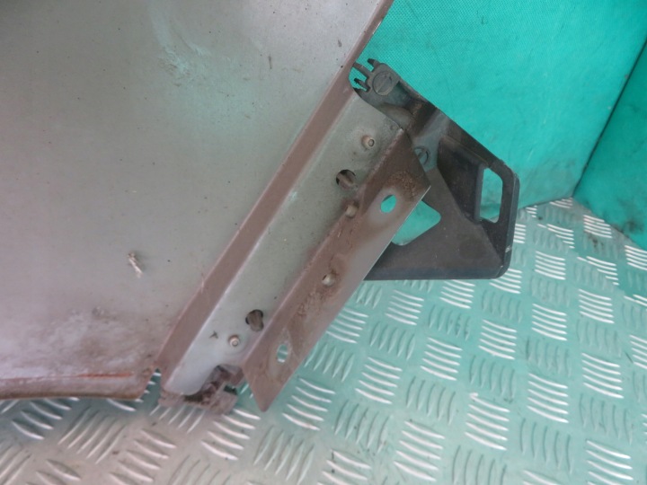 AILE GAUCHE AVANT OPEL VIVARO RENAULT TRAFIC 19R