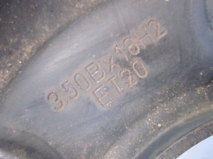 MERCEDES W204 KOLO RÉGLAGE 125/90/16 98M 5X112 ET20 2044000302