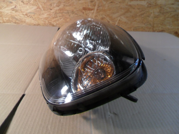 KIA PICANTO DE 2011- PROJECTEUR PHARE DROITE