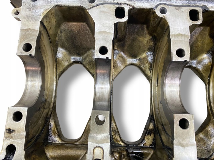BLOC MOTEUR BAS SUPPORT MITSUBISHI ASX LANCER 4N13 1.8 DID 4N13