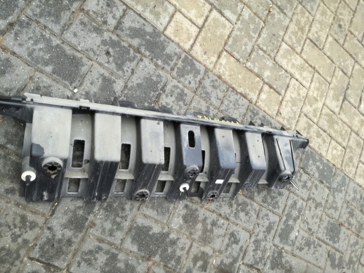 PEUGEOT 3008 I 2009 2016 ANNÉE GLISSIÈRE FIXATION PARE-CHOCS ARRIÈRE ENSEMBLE