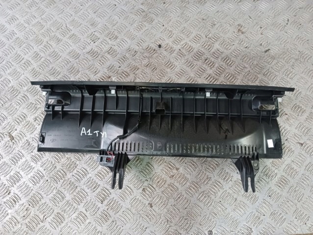 PROTECTION SEUIL ARRIÈRE COURROIE COUVERCLES DE COFFRE AUDI A1 8X 8X0863459