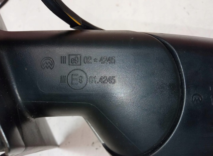 RÉTROVISEUR GAUCHE VOLKSWAGEN POLO