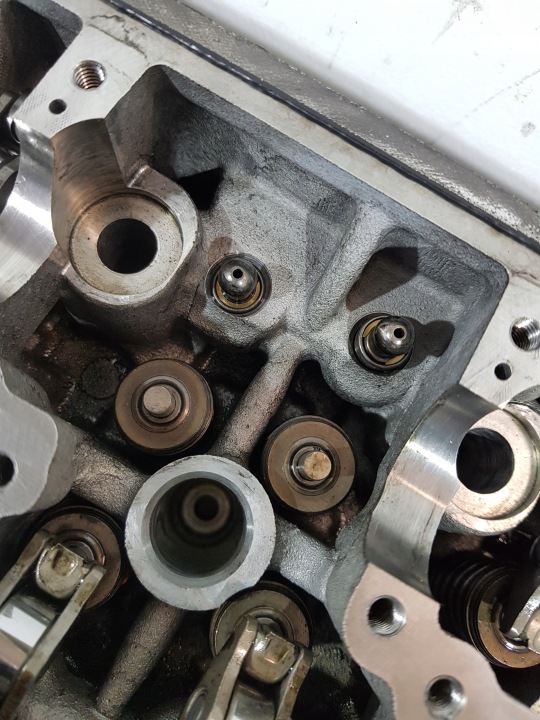 CULASSE ARBRES 03L103373A VW AUDI SKODA SEAT 1.6 TDI CAY