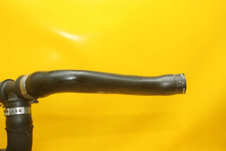 TUYAU FIL TUYAU EAU AUDI A6 C6 4.2 B BBK BAT V8 079103209D