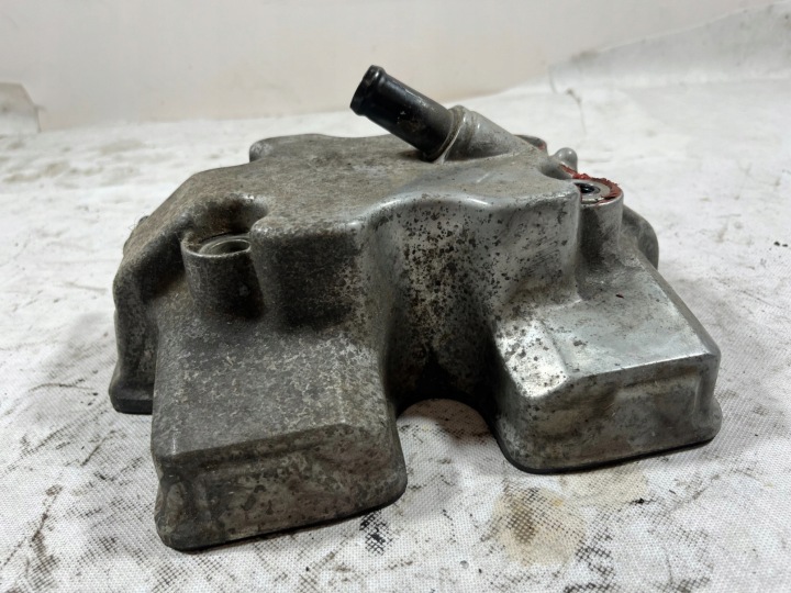 COUVERCLE DE SOUPAPES HONDA VF 1000F SC15