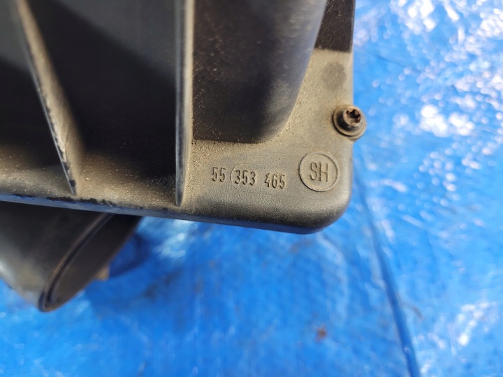 OPEL-CZESCI ASTRA H ZAFIRA B CHÂSSIS FILTRE AIR 1.4 1.6 1.8 55353465