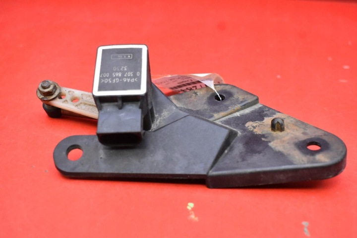 CAPTEUR NIVELLEMENT FEUX 0307865007 MAZDA 6 1 I GG LIFT 05-07