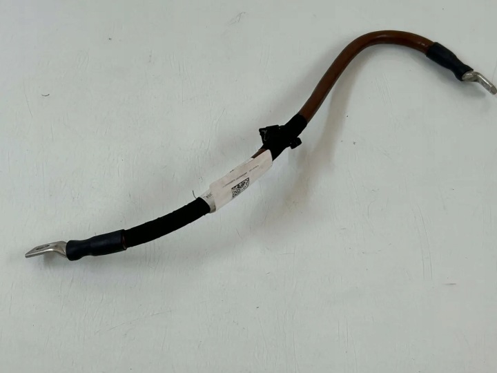 VW ID.3 PLUS SERRE-CÂBLE FIL BATTERIE PRO MOTEUR ÉLECTRIQUE 1EA971354
