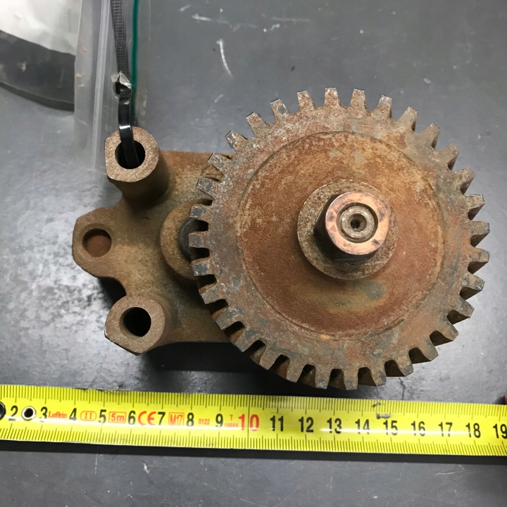 POMPE HUILES HATZ 1D41 1D42 1D42C 1D50 1D60 1D81 1D81C 1D90 00569300
