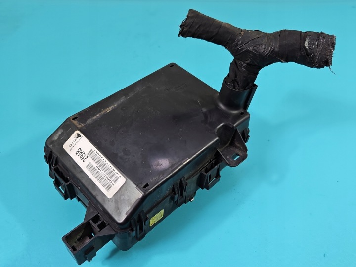 BOÎTE FUSIBLES LANCIA THEMA II 11-14 P68081219AB 219AB