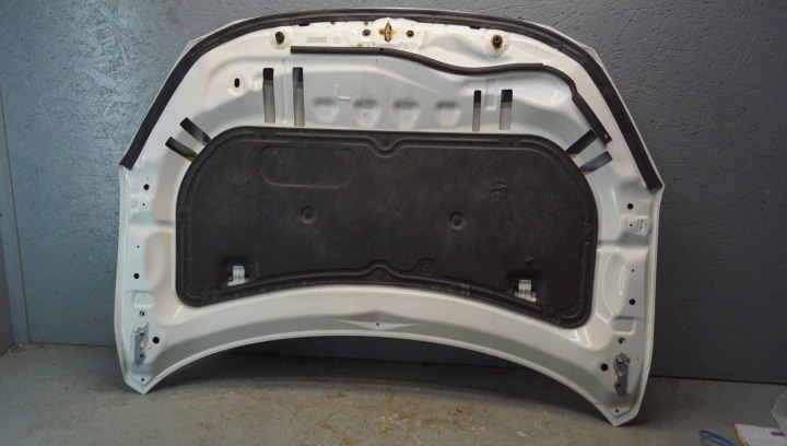 MAZDA 2 DJ CAPOT COUVERCLE MOTEUR 25D (M974)