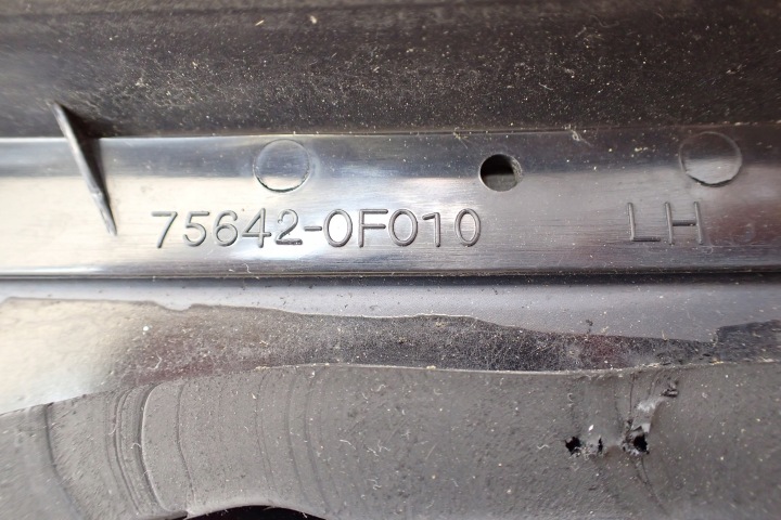 TOYOTA VERSO LIFT 09- VITRE CARROSSERIE GAUCHE ARRIÈRE ARRIÈRE TRIANGULAIRE 756420F010