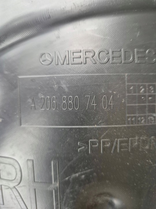 MERCEDES C-KLKASA W206 21- PASSAGE DE ROUE AVANT DROIT CZ. ARRIÈRE A2068807404