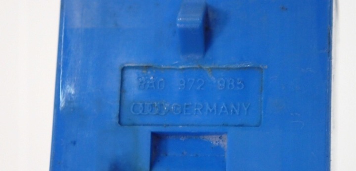 PUCE PUCE RACCORD BLEUE AUDI A6 8A0972985