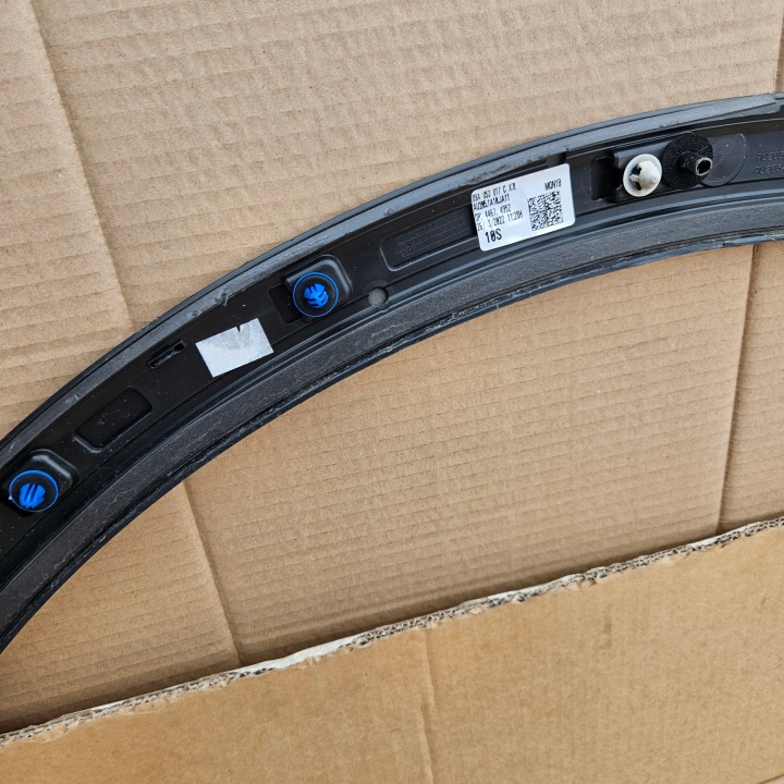 AUDI Q4 E-TRON 89A MOULURE REVÊTEMENT GARDE-BOUE GAUCHE ARRIÈRE 89A853817C