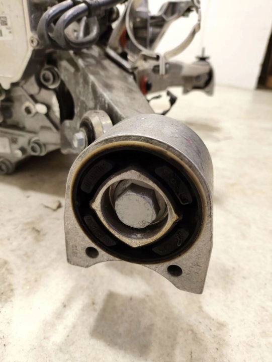 PORSCHE TAYCAN 9J1 2022 MOTEURS COMPLET
