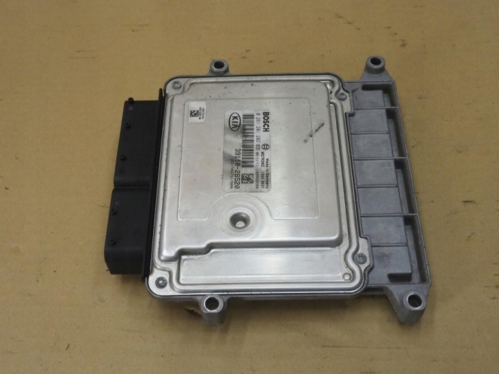 ORDINATEUR MOTEUR KIA CEED 39110-2B520 1.4 109KM 07-12 CONTRÔLEUR