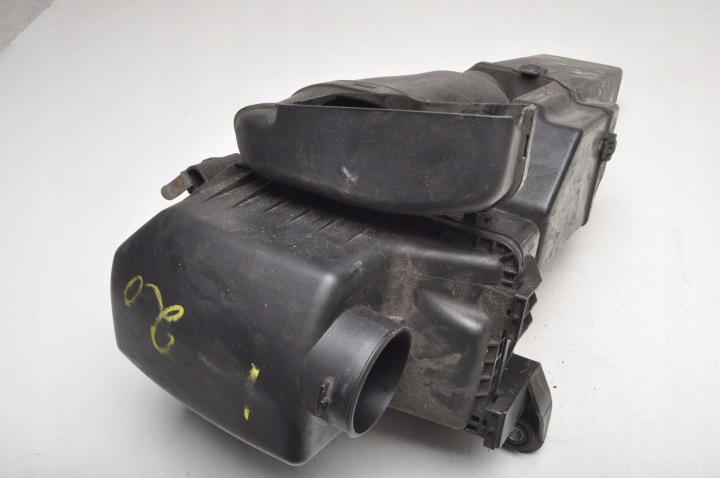 HYUNDAI I20 1.2 CHÂSSIS FILTRE AIR 28110-1J000