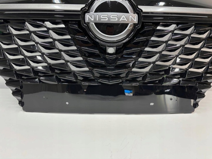 NISSAN QASHQAI J12 LIFT GRILLE CALANDRE PARE-CHOCS 62310HN10A
