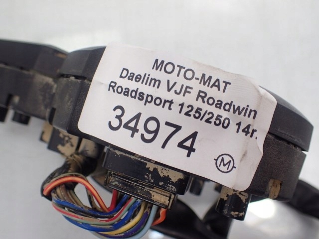 COMPTEUR TABLEAU DE BORD DAELIM ROADWIN 125 250 14
