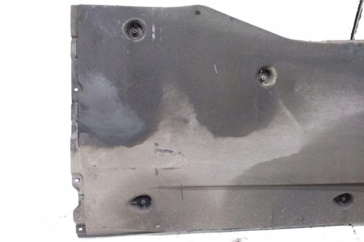 GAUCHE PROTECTION CHÂSSIS VW PASSAT B8 (3G2) 3Q0825201H 1.97L DIESEL 110KW 2016
