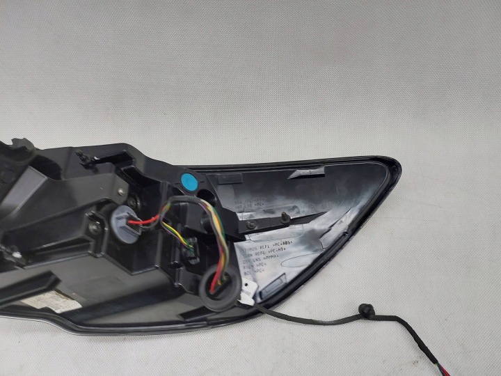 FORD KUGA MK 3 III 2020+ PHARE ARRIÈRE ARRIÈRE GAUCHE LV4B-13405-BC