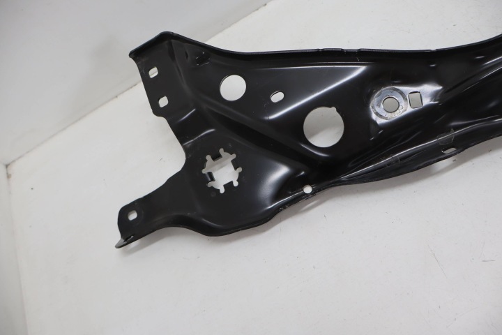 BMW 2 PANNEAU AVANT RENFORCEMENT 8737300