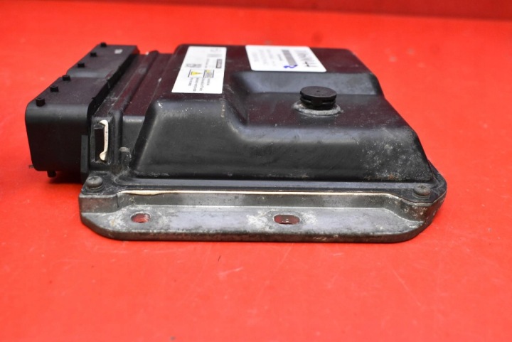 CONTRÔLEUR ORDINATEUR MOTEUR 22611AP841 SUBARU OUTBACK 4 IV 2.0 D 150KM 09-12