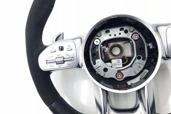 VOLANT MERCEDES-BENZ E (W213) A0004608613 3.98L GASOLINE 420KW 2019
