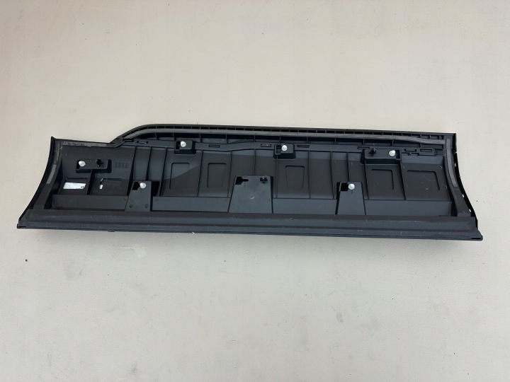 AUDI Q7 LIFT 19R- MOULURE PORTES GAUCHE ARRIÈRE GAUCHE ARRIÈRE 4M0853969