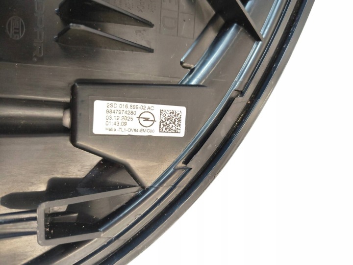 OPEL GRANDLAND X 24- PHARES ARRIÈRE ARRIÈRE CACHE COUVERCLES DE COFFRE ENSEMBLE